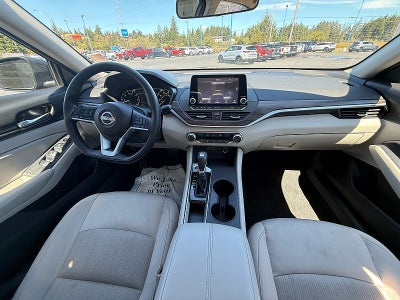 2025 Nissan Altima SV