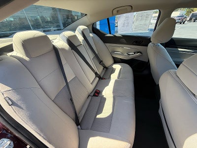 2025 Nissan Altima SV