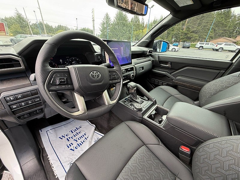 2024 Toyota Tacoma 4WD SR5