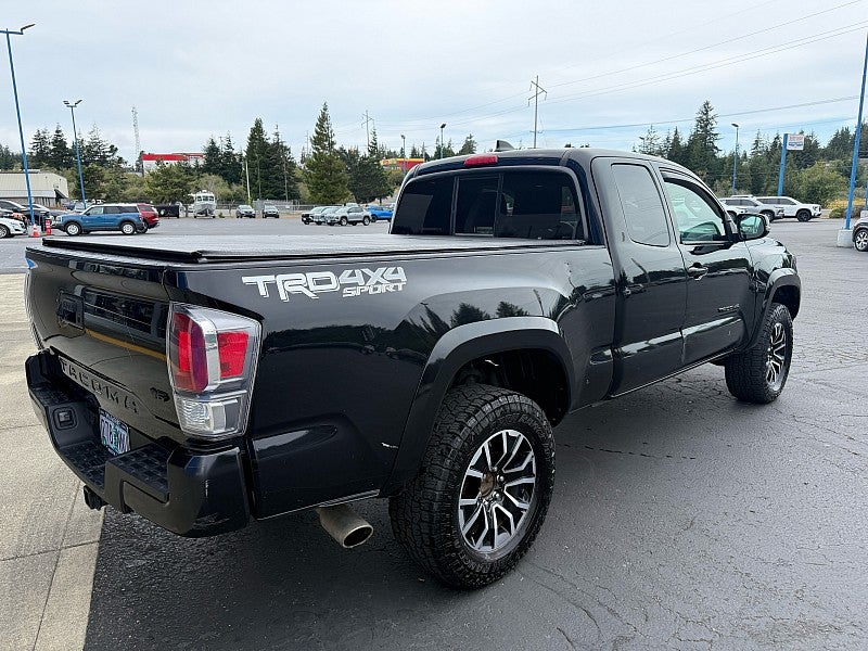 2022 Toyota Tacoma 4WD SR