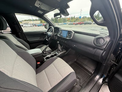 2022 Toyota Tacoma 4WD SR