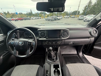 2022 Toyota Tacoma 4WD SR