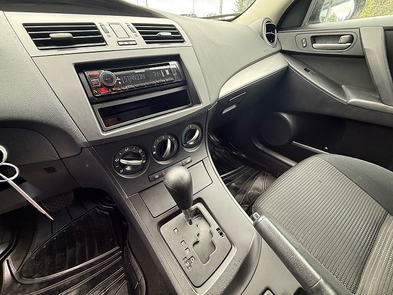 2013 Mazda Mazda3 i SV
