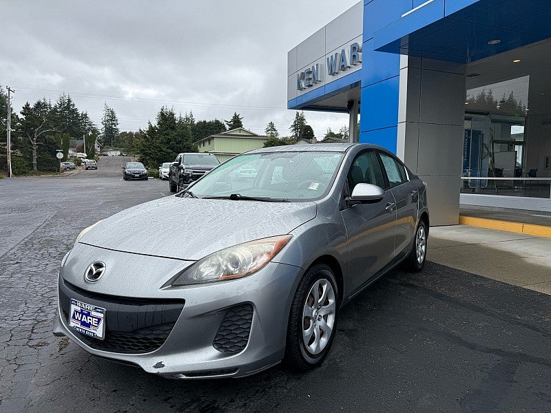 2013 Mazda Mazda3 i SV
